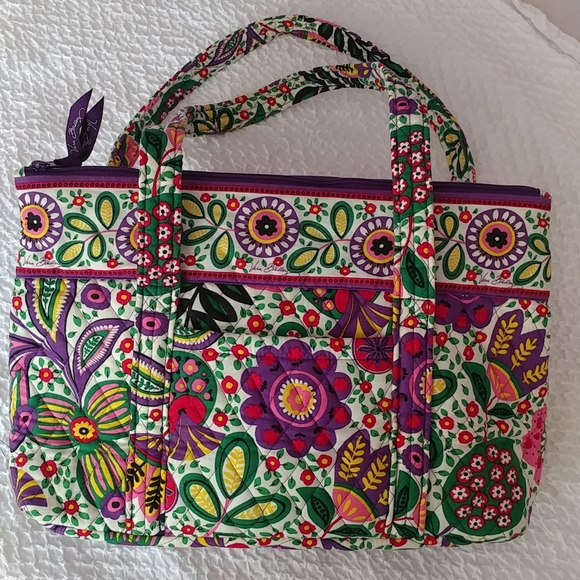 Vera Bradley bag - Picture 1 of 8